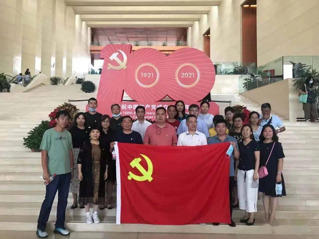 叠方块消消看